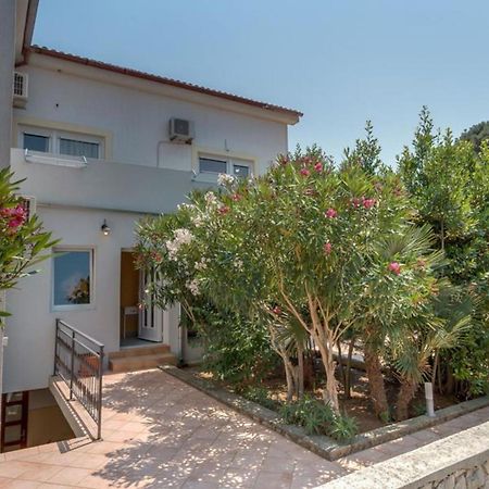Pansion Belvedere Mali Lošinj Exteriör bild