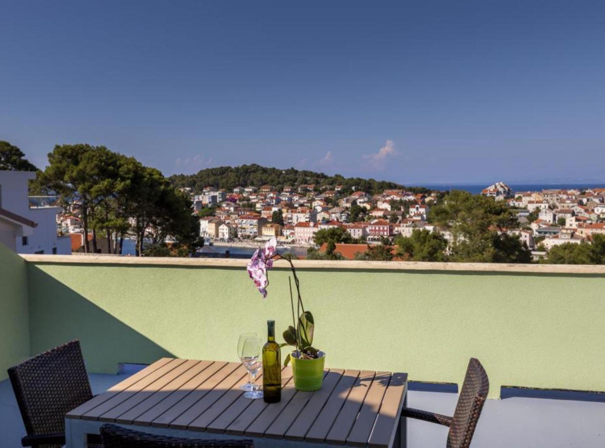 Pansion Belvedere Mali Lošinj Exteriör bild